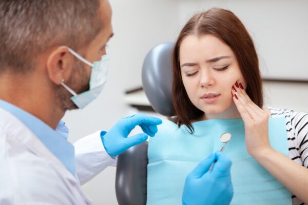 6 Benefits of Choosing a Local Dental Expert