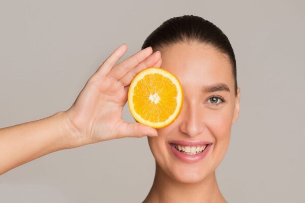 Know The Benefits Of Using Vitamin C Face Wash For Your Skin Type